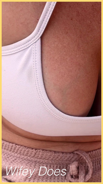 Wifey shows her amazing cleavage