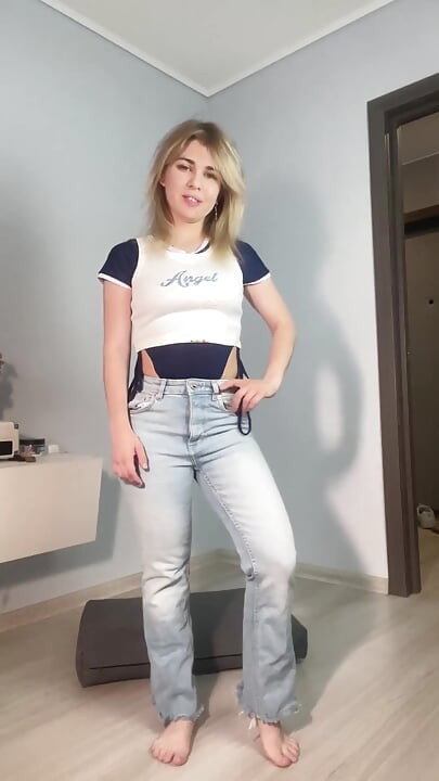 Step-mother Helps Step-son Cum by Peeing in Front of Him