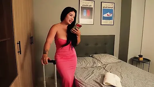 Booking Error! I Share a Bed with Stranger in Motel and We End up Fucking
