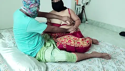 Shop keeper fuck chubby desi wife in storeroom bangla xxx