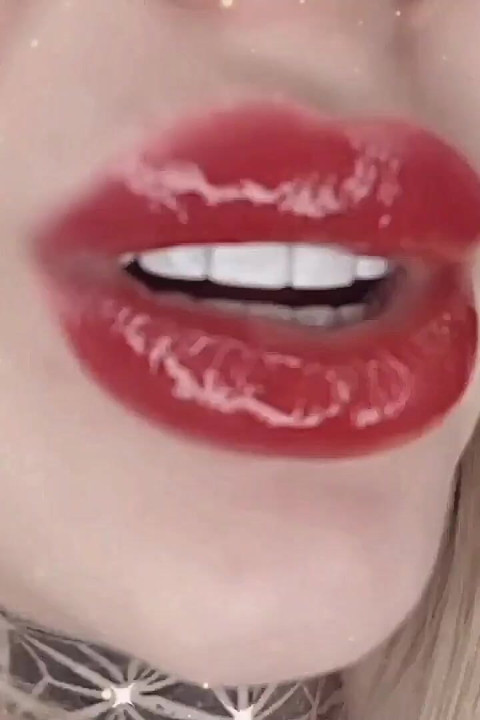 Daily fix for hungry for my lips! Portion 16