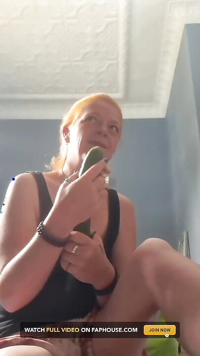 Având un castravete în direct