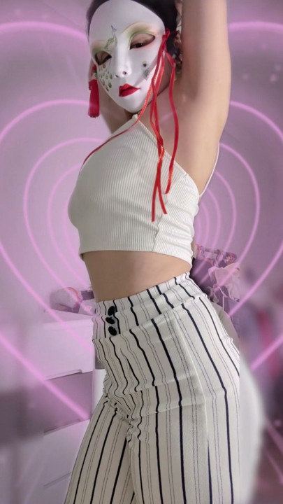 Kawaii Babe: Δοκιμάζω τη νέα μου χαριτωμένη μάσκα