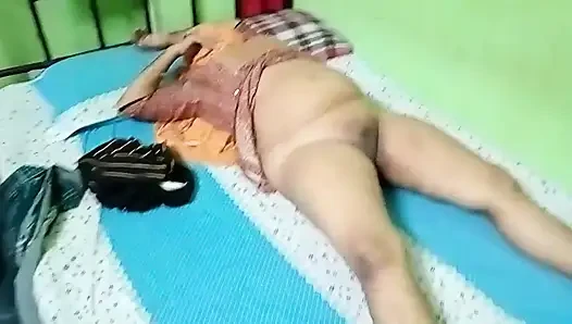 Моя подруга зол на меня, поэтому я трахнул ее