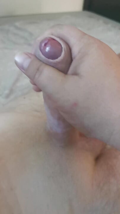 Young wixt in bed