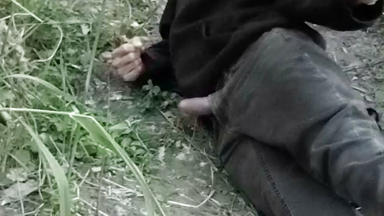 Cute Jon Arteen Gay twink jerks off outdoors, dry-humps the air, and shoots cum through a hole in his pants