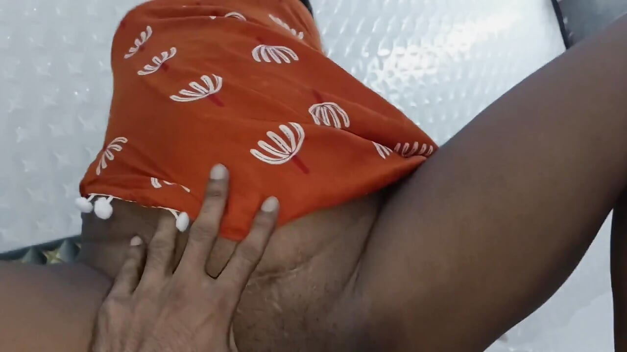 Real chica india sudipta pie fetiche masturbación con la mano & mamada sesión de
