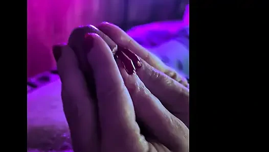 Чувственная медитативная дрочка от жрицы Elara в видео от первого лица