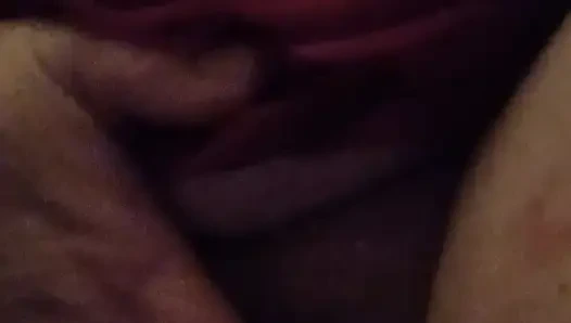 Kangen kontol besar pacarku jadi bersenang-senang dengan diriku sendiri