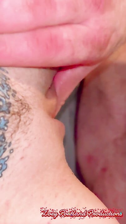 Pussy gets a huge creampie