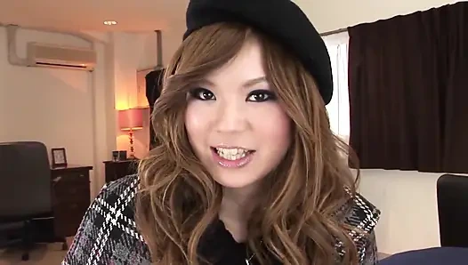 Katalog modeli sonra şehvetli bir tedavi alıyor