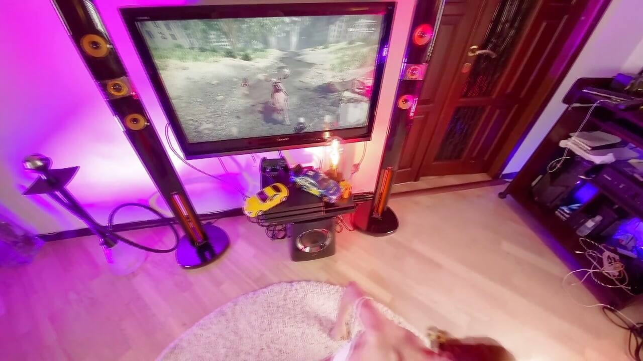 Ele treina com meu cu apertado e goza na minha cara