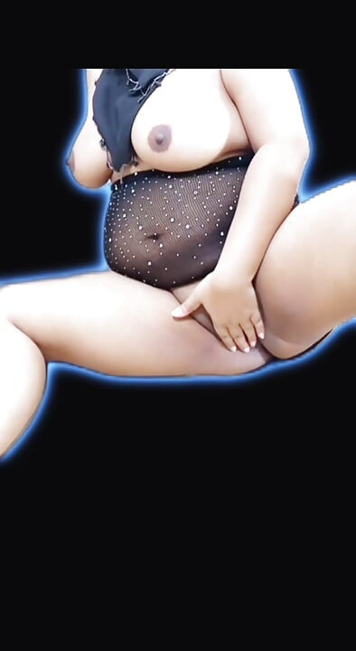 Bangladeshi Hijabi Horny Vabi masturbująca się dildo