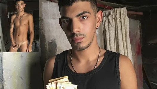 Magro twink latino garoto pago em dinheiro para foder pau grande do garanhão pov