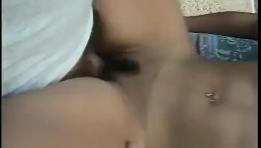 Pasangan sange ngentot liar di papan selam
