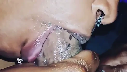 Nyepong kontol ini sampai stres!