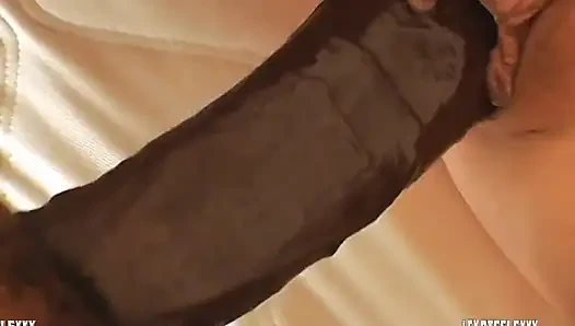 Lucy anne çek coes büyük zenci seviyor video oynatıcı