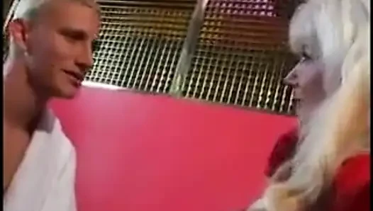 Мачехи, которые я бы трахнул, часть 3