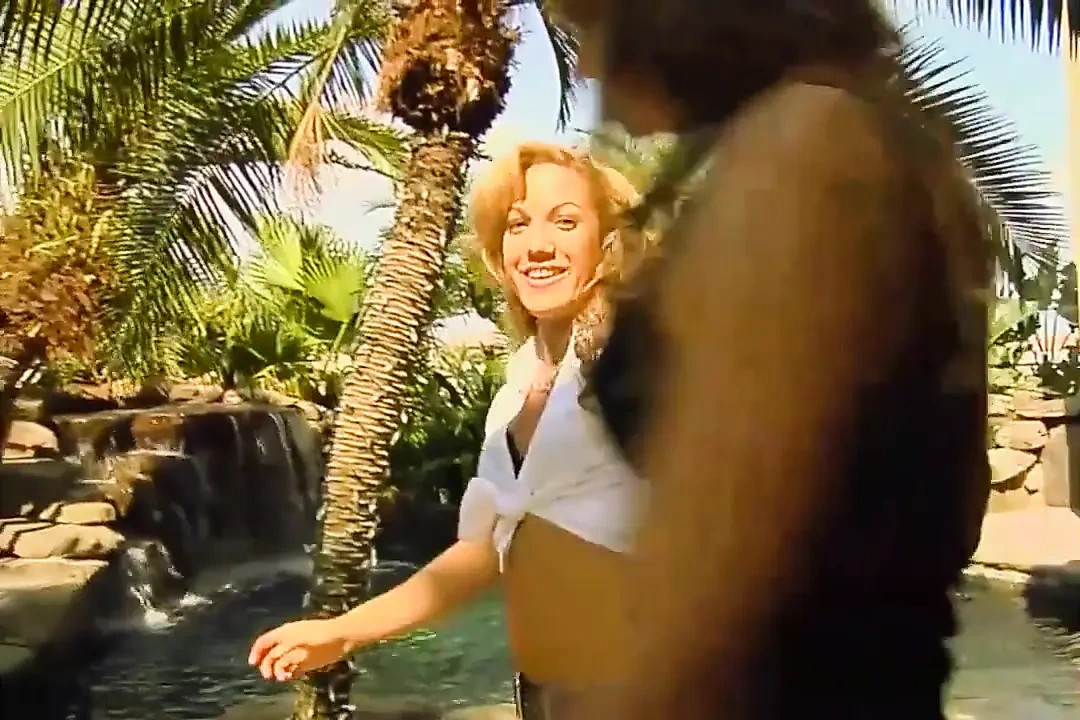 Lesbian hot sex outdoor in the water