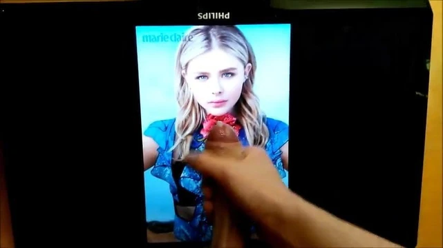 Chloe Grace Moretz looks Stunning in Marie Claire Tribute