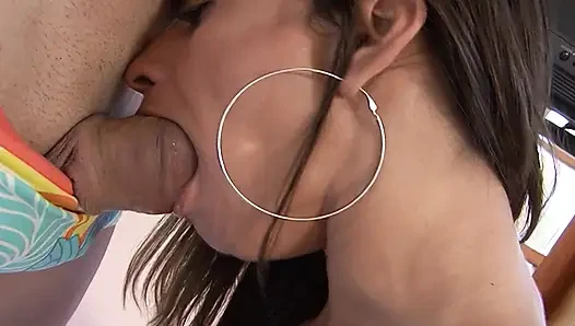 Ahegao salya akıtan orgazmlar - olgun sürtük her yere fışkırtıyor