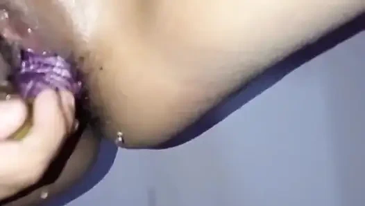 Memek istri Sri Lanka bikin memeknya muncrat dan kentut