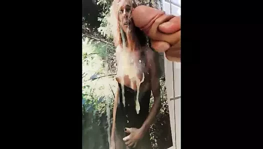 Transmarina'ya saygı duruşu