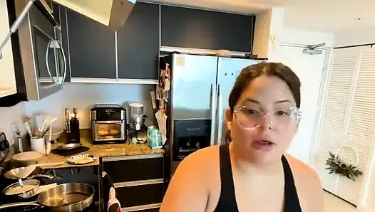 Dani Valentina ile canlı yayın
