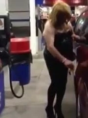 Sissy Pumps Gas Dressed