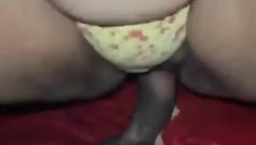 МАЧЕХА С ОГРОМНЫМИ СИСЬКАМИ