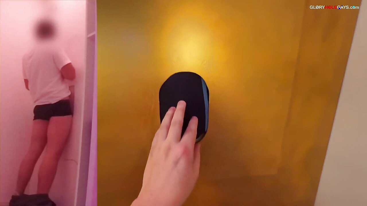 Young Guy in His Early 30S Tries the Gloryhole for the First Time