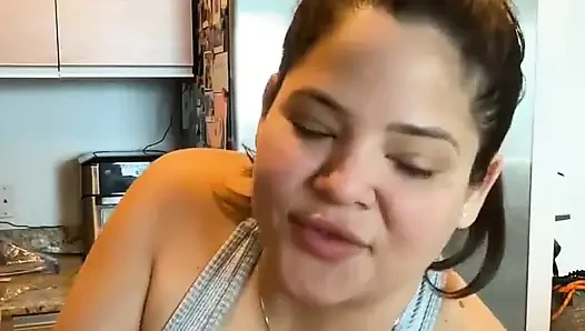 Dani Valentina ile canlı yayın
