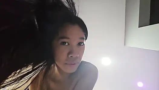 Ayaklarımda işe yaramaz taşaklar