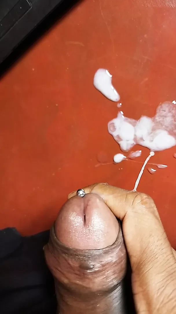 Friendly cock cumming