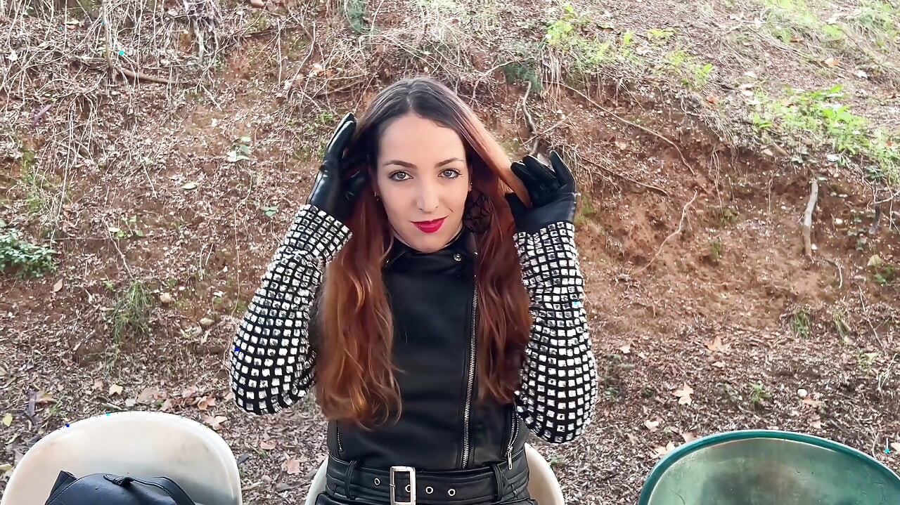 Liz Rainbow Smoking an Arturo Fuente Opus X Fuente Fuente