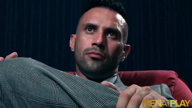 MENATPLAY Athletic Darius Ferdynand Anal Fucked In Threeway