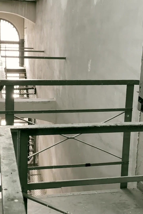 Dominatrix Mistress April - осередок 45 квітня в'язниці, частина 1