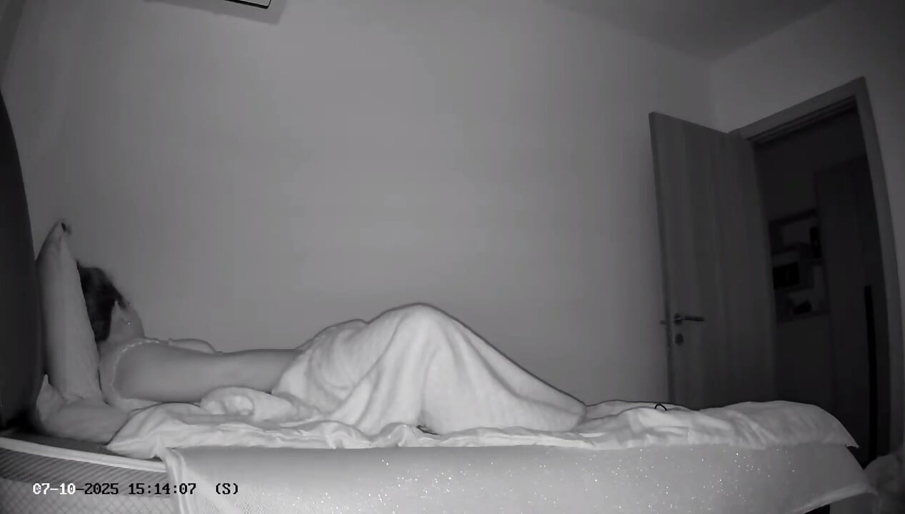 Night Vision Cam Catches Roommate Rubbing Herself