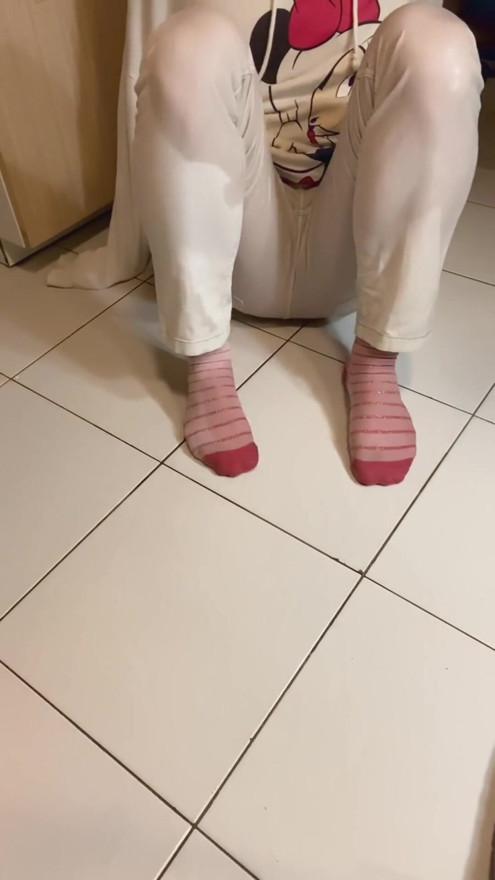 I love the feeling of my warm piss in my white jeans | Clip 1