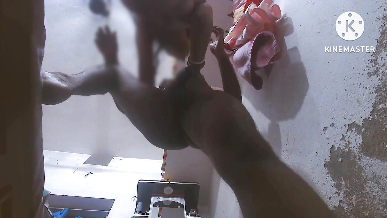 Stranac, seksi dama, učiteljica i učenik, seks video