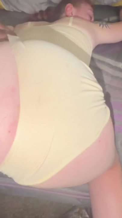 Sloppy PAWG Throat
