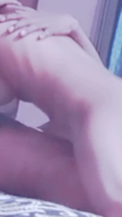 18 godišnja devica tesna pička seks video | Klip 1
