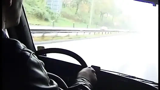 Blonde babe gets plowed in the car in a threesome