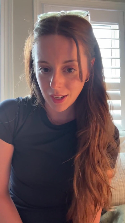 Hottie in Glasses Tells You How to Stroke!