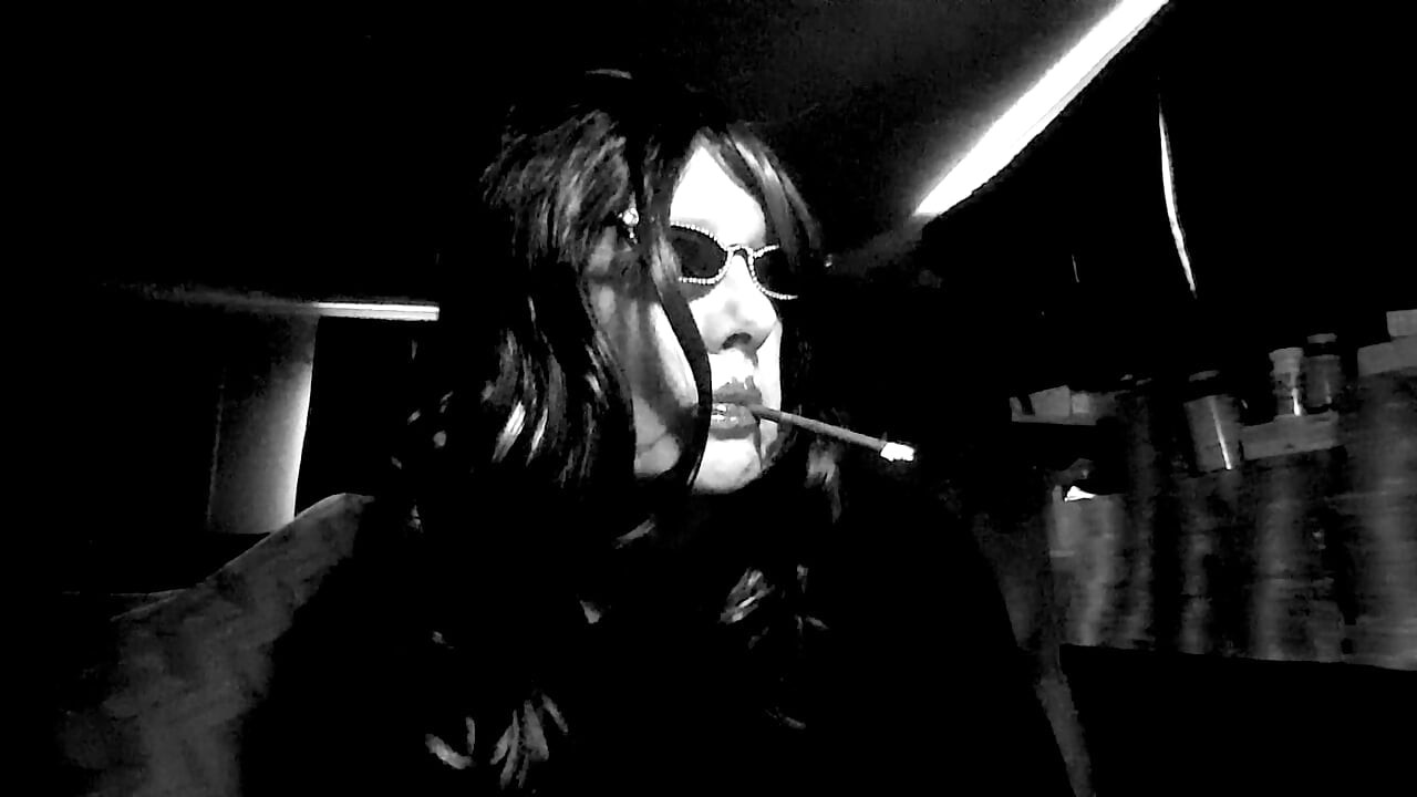 SITTING AT MY COMPUTER DESK AND SMOKING MORE120 LONG CIGARETTES