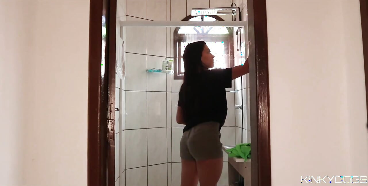 Stuepigen vil så gerne sutte sin chefs pik! Fablazed