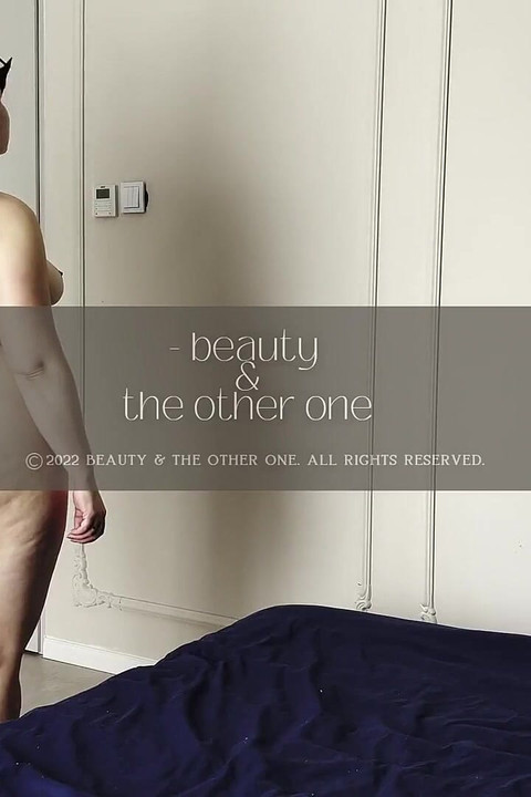 Amateur-ehefrau gefesselt gibt blowjob, nachdem sie ihre muschi geleckt und gefickt hat