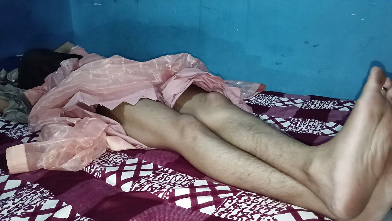 Picking up the saree and hitting the sister-in-law's pussy