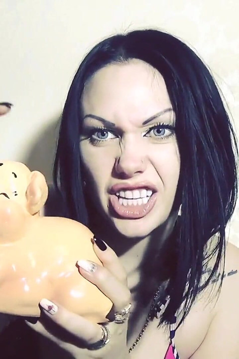 The richer I become the more I want! Know your place pig!!!
