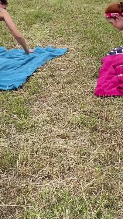 No Panties Yoga Outdoor Girls in Shortest Miniskirt Skirts | Clip 1